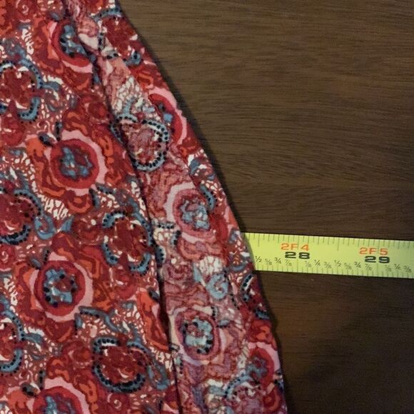 Pit to pit 21 length is 26 in the front and 27 1/2 in the. 9/1 - Picture 7 of 7